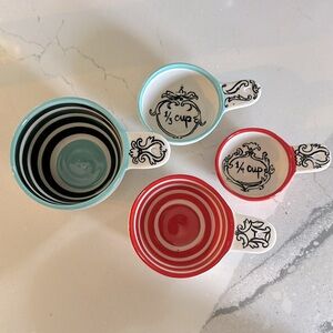 Anthropologie measuring cup set